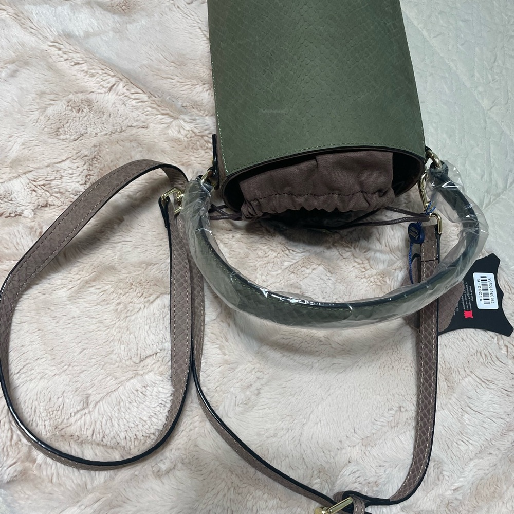 Ameri Leather Stylish Brown and Green Bucket Bag - Picture 13 of 16